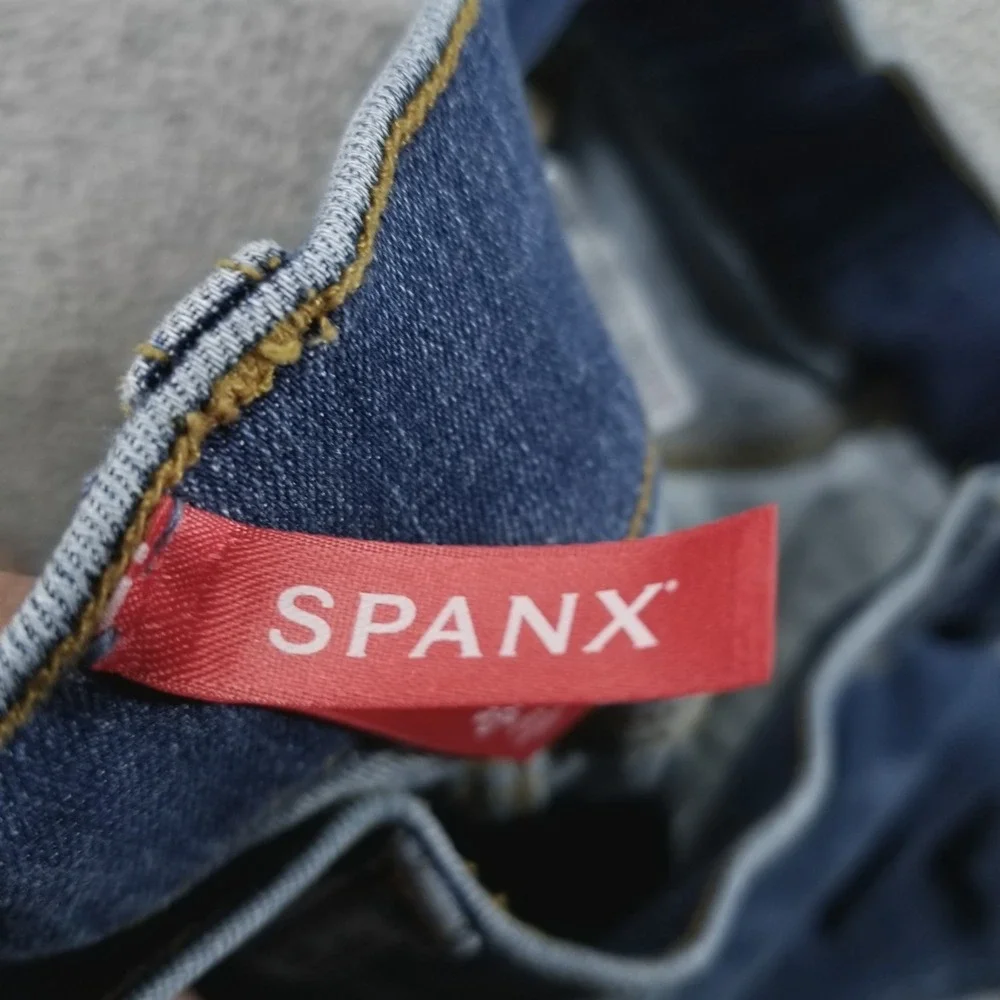 Spanx Jeans Womens S Blue Straight Pull On Shaping Faded Medium Wash‎ Stretch